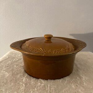 Savinio Designs 10"x5" Round Baking Pot w/Lid